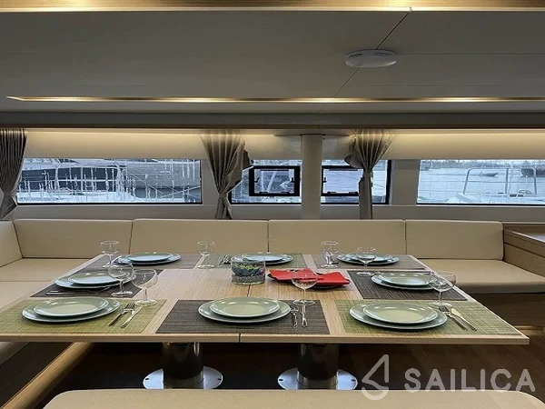 Lagoon 51 - Yacht Charter Sailica