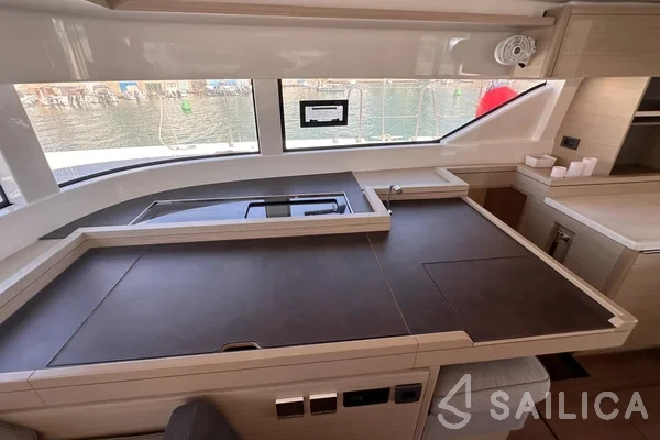 Lagoon 51 - Yacht Charter Sailica