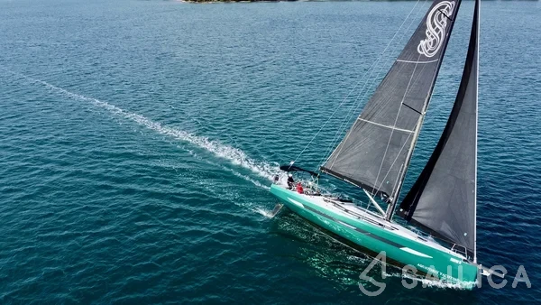 Elan E6 - Yacht Charter Sailica