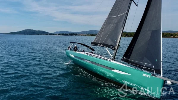 Elan E6 - Yacht Charter Sailica