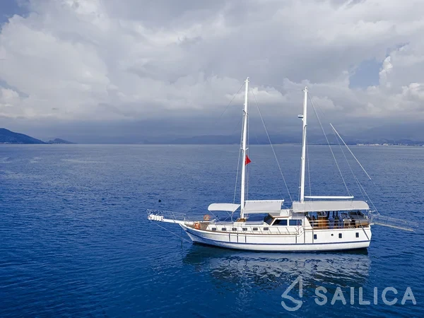 Gulet - Yacht Charter Sailica