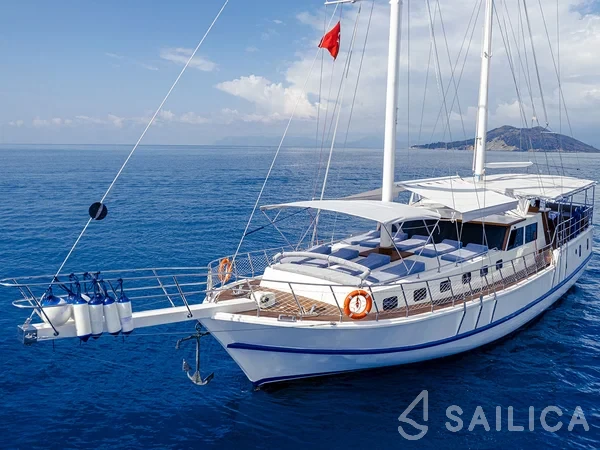 Gulet - Yacht Charter Sailica