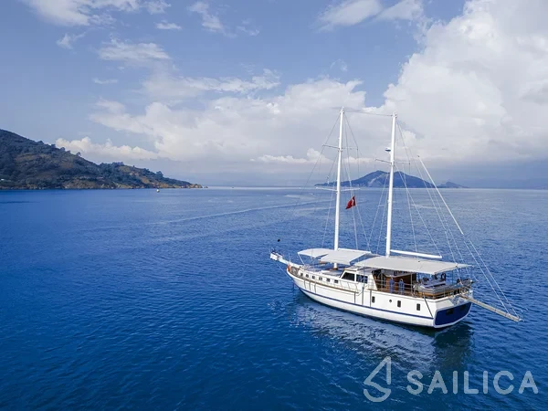 Gulet - Yacht Charter Sailica