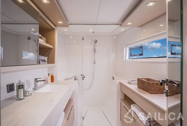 Lagoon 46  - Yacht Charter Sailica