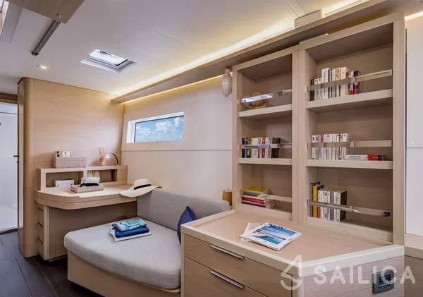 Lagoon 46  - Yacht Charter Sailica