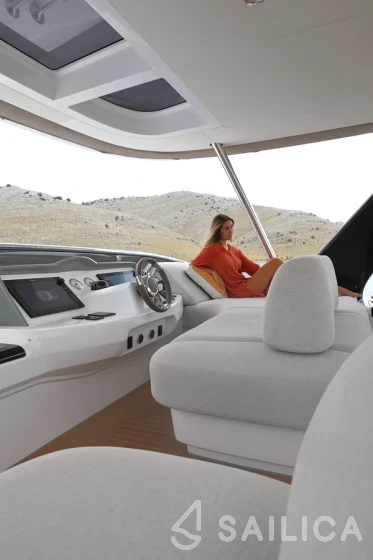 Lagoon Sixty 7 - Yacht Charter Sailica