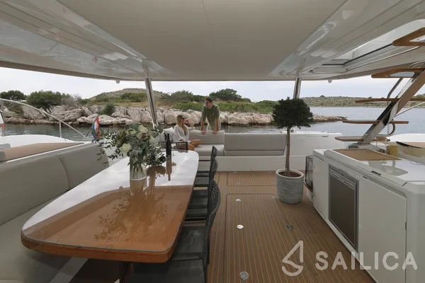 Lagoon Sixty 7 - Yacht Charter Sailica