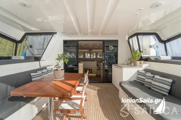 Lagoon 51 - Yacht Charter Sailica