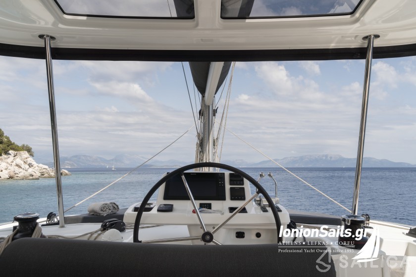 Lagoon 51 - Yacht Charter Sailica