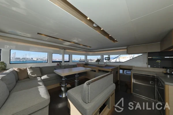 Lagoon 51 - Yacht Charter Sailica
