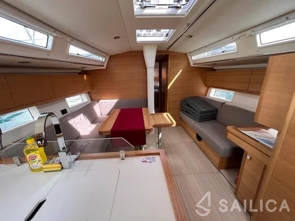 Salona 46 - Yacht Charter Sailica