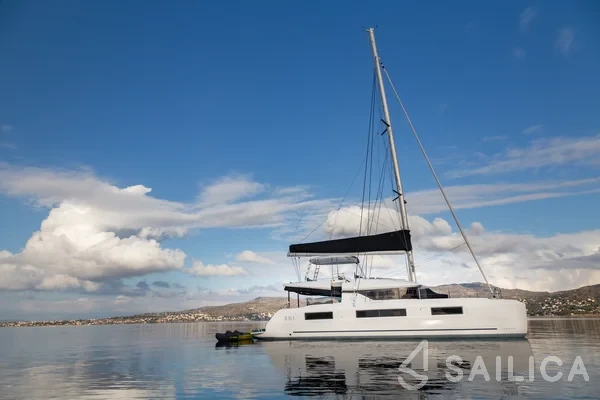 Lagoon 51 - Yacht Charter Sailica