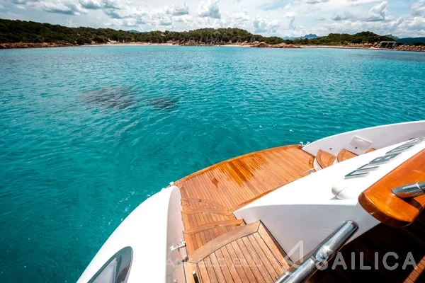 Maiora 20S - Yacht Charter Sailica