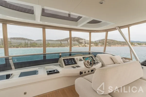 Lagoon Sixty 7 - Yacht Charter Sailica