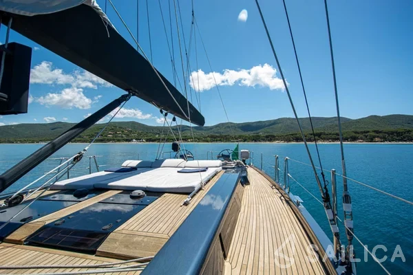 Hanse 575 - Yacht Charter Sailica