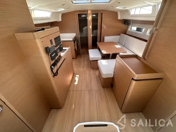 Sun Odyssey 490 - Yacht Charter Sailica