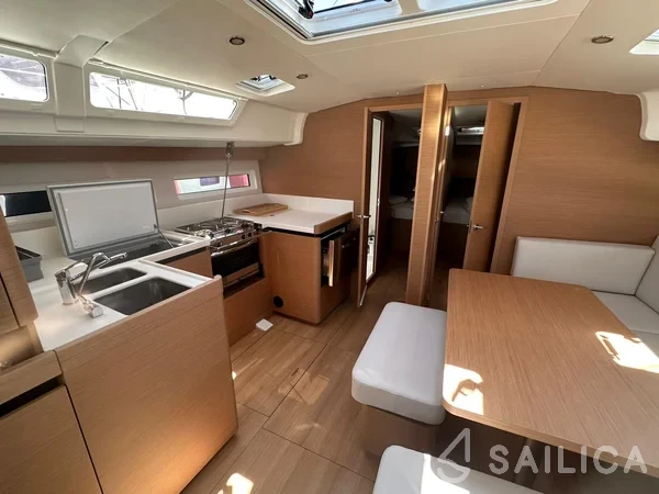 Sun Odyssey 490 - Yacht Charter Sailica