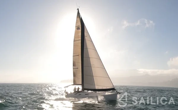 Dufour 385 GL - Yacht Charter Sailica
