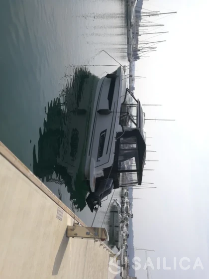 Merry Fisher 895 - Yacht Charter Sailica