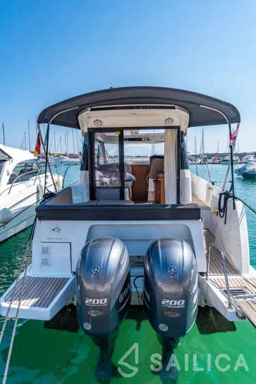 Merry Fisher 895 - Yacht Charter Sailica