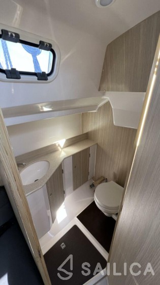 Maxus 26 Standard - Yacht Charter Sailica