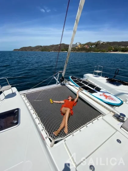 Lagoon 40 - Yacht Charter Sailica