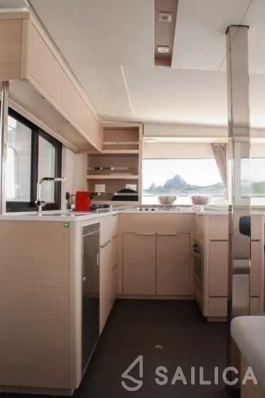 Lagoon 46  - Yacht Charter Sailica