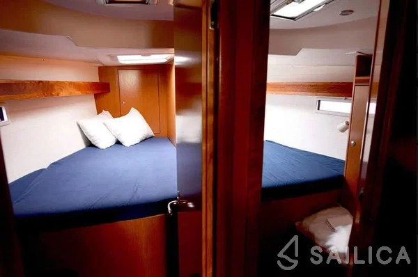Bavaria 45 Cruiser - Yacht Charter Sailica