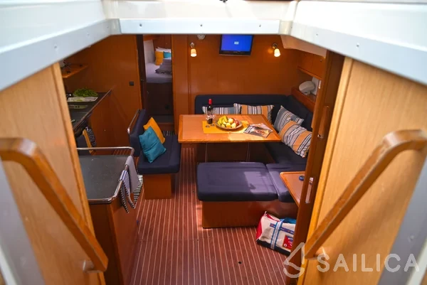 Bavaria 45 Cruiser - Yacht Charter Sailica