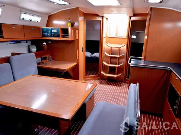 Bavaria 45 Cruiser - Yacht Charter Sailica