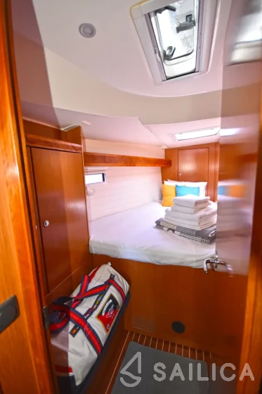 Bavaria 45 Cruiser - Yacht Charter Sailica