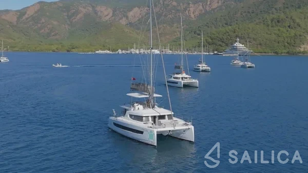 Bali 4.8  - Yacht Charter Sailica