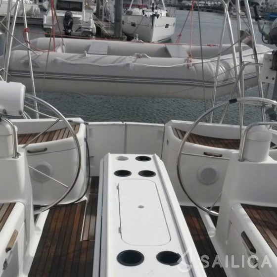 Sun Odyssey 45.2 - Yacht Charter Sailica