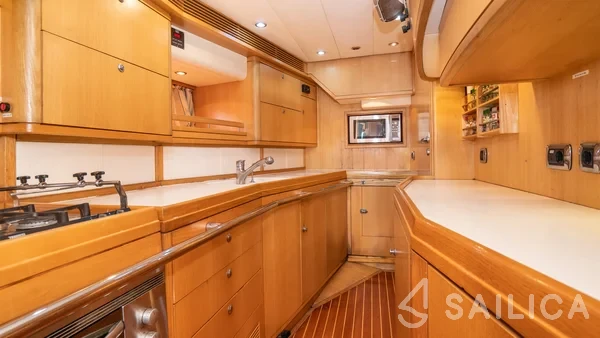 Sail boat - Yacht Charter Sailica