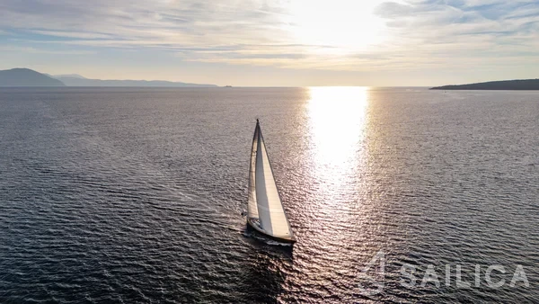 Sail boat - Yacht Charter Sailica