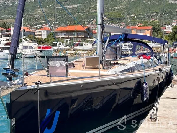 D&D Kufner 54 - Yacht Charter Sailica