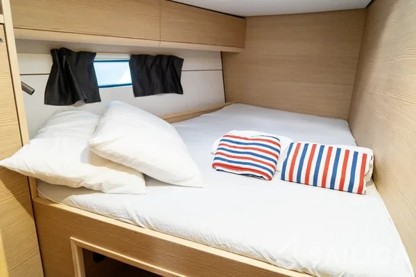 D&D Kufner 54 - Yacht Charter Sailica