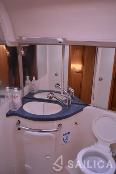 Bavaria 46 - Yacht Charter Sailica