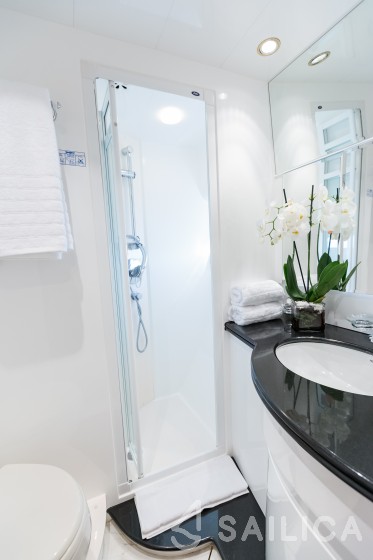Horizon - Yacht Charter Sailica