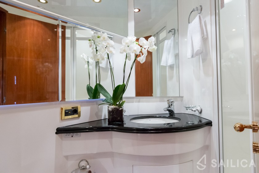 Horizon - Yacht Charter Sailica
