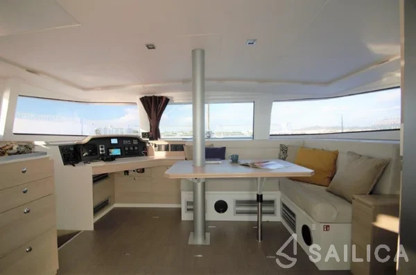 Bali 4.5 - Yacht Charter Sailica