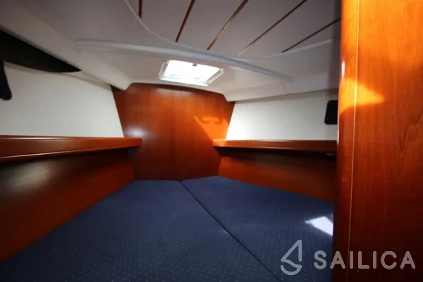 Beneteau 473 - Yacht Charter Sailica