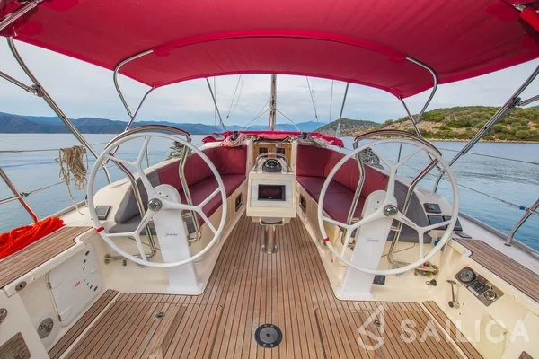 Bavaria 41 Cruiser - Yacht Charter Sailica