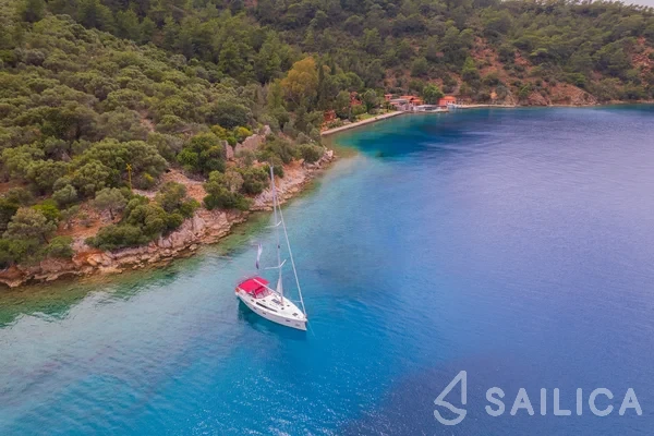Bavaria 41 Cruiser - Yacht Charter Sailica