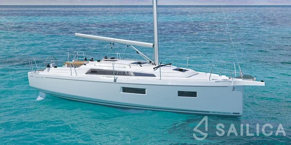 Oceanis 34.1 - Yacht Charter Sailica