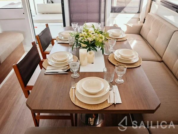Bali Catspace - Yacht Charter Sailica
