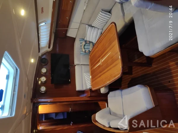 Bavaria 44 - Yacht Charter Sailica