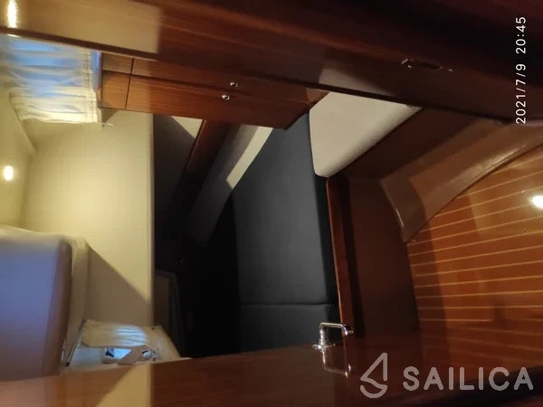 Bavaria 44 - Yacht Charter Sailica