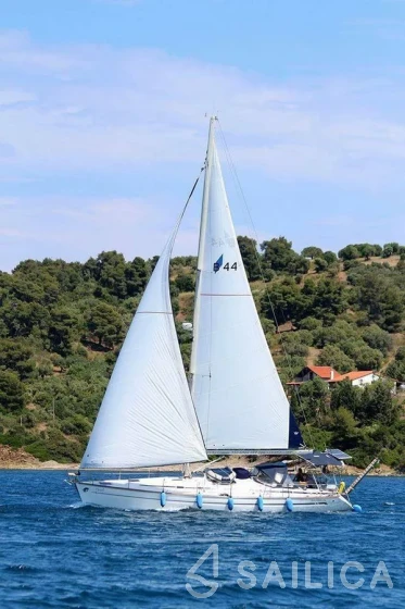 Bavaria 44 - Yacht Charter Sailica