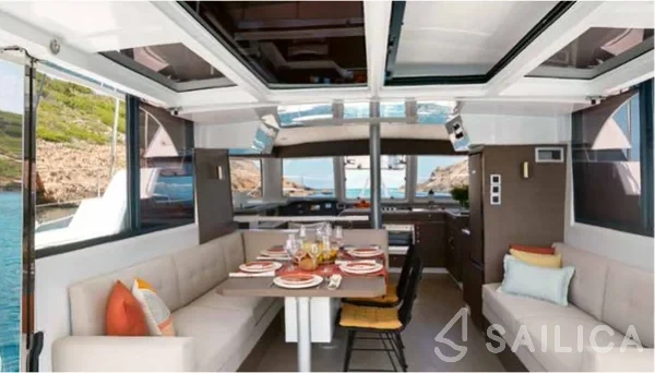 Bali Catspace - Yacht Charter Sailica
